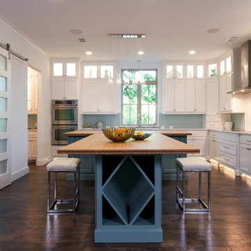 Contemporary White kitchen