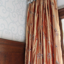 drapes