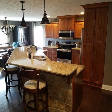 Pecan-Stained Oak Cabinets