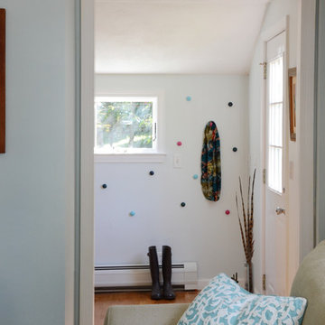 My Houzz: Classic Style With a Colorful DIY Twist in New England