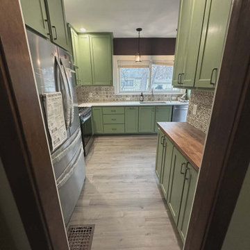 Custom Cabinet Kitchen Renovation