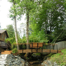 Lakehouse landscaping