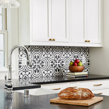 Shenandoah Terrace Kitchen & Bathroom