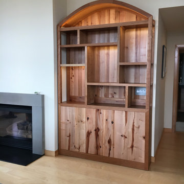 Contemporary Characteristic Craftsmanship - Custom Bookcase