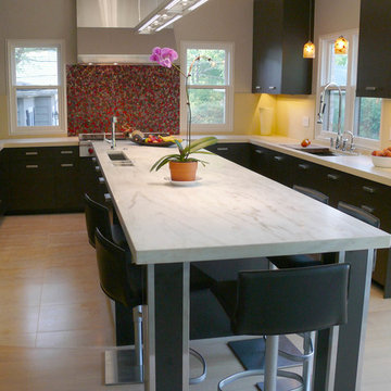 Lyra Linear Suspension by Edge Lighting