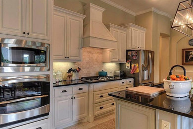 This is an example of a kitchen in Denver.