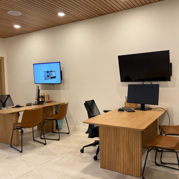 Hayward-Puzzle 's Office