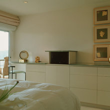 bedroom built in