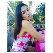 Paulina Navarro's photo