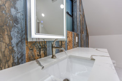 Inspiration for a powder room remodel in San Francisco