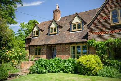 Design ideas for a farmhouse home in Gloucestershire.