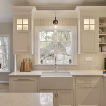 A Traditional Kitchen with a Casual, Beachy Vibe