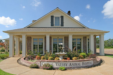Photo of a contemporary exterior in Little Rock.