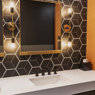 Men's Commercial Restroom