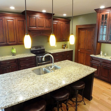 Loveland farmhouse Kitchen