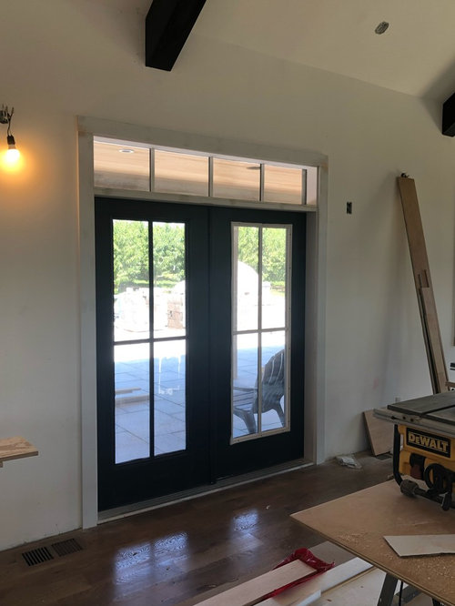 window and door trim color