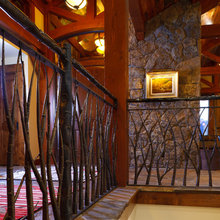 Foyer/Stairs/Loft