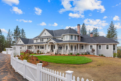 Exterior home photo in Seattle