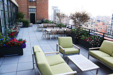 Photo of a traditional landscaping in New York.