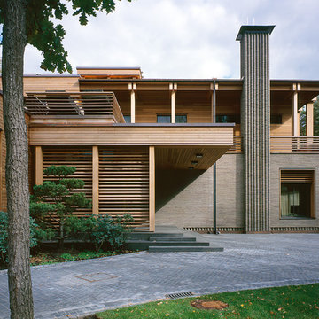 f house