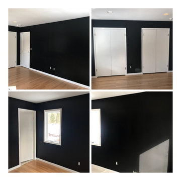 Black walls with high gloss stripes!