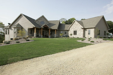Exterior home idea in Other