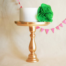 Guest Picks: Cake Stands for Every Occasion