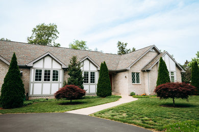 Craftsman exterior home idea in Richmond