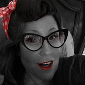April Ellis's photo