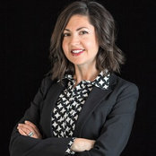 Lisa DeMar's photo