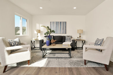 Example of a transitional home design design in Orange County