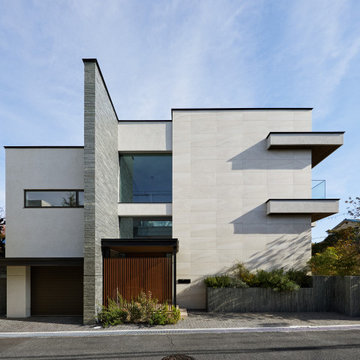 MODERN WOODEN HOUSE