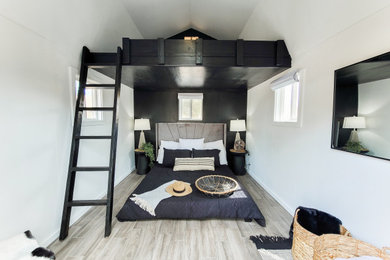 Example of a cottage bedroom design in Miami