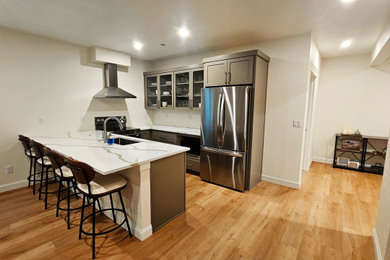 Example of a classic kitchen design in Denver