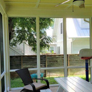 North Austin Screened Room in Hyde Park
