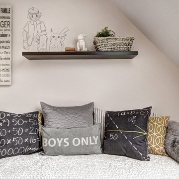 Young boy's bedroom