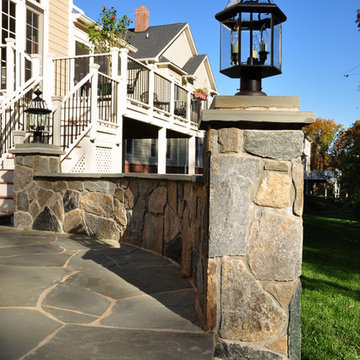 Patio and seating wall in Chantilly