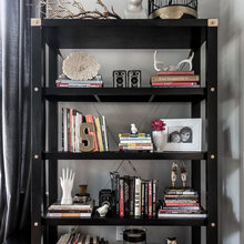 bookshelf decor