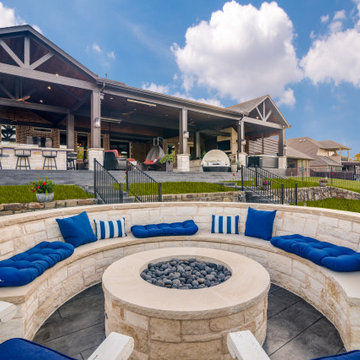 Luxurious Outdoor Living Oasis In Rowlett, TX
