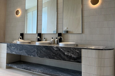 Inspiration for a bathroom.