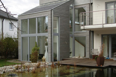 Moderne Holzfassade Haus in München