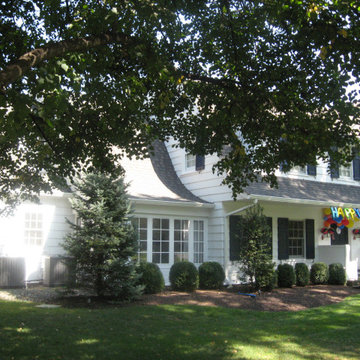 Memorable Dutch Colonial