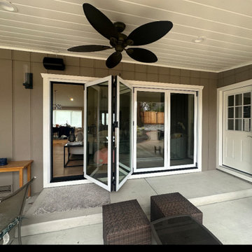 LA CANTINA Doors