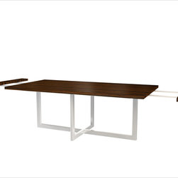 Dinnig Table With  2 Extension Leaves - Dining Tables