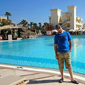 Mohamed Hosney's photo
