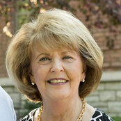 Joyce MacLeish's photo