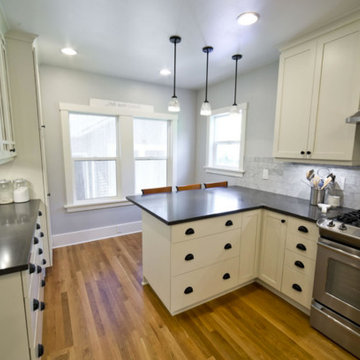 Hollywood Kitchen (2)