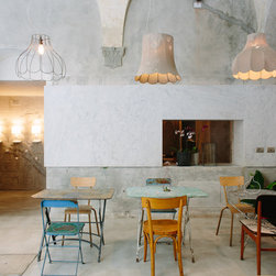 La M&eacute;nag&egrave;re - Lighting