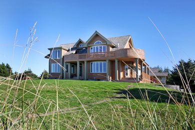 Inspiration for an eclectic exterior home remodel in Portland