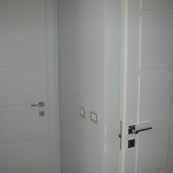 VILLA WITH FLUSH AND SOUNDPROOF DOORS - Interior Doors